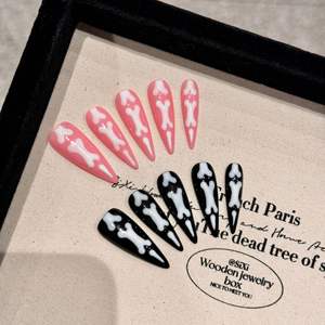 10 faux ongles faits main à presser, motifs griffes de chat rose et noir, couverture complète, <span class=keywords><strong>manucure</strong></span> portable pour <span class=keywords><strong>Halloween</strong></span> - Product Image 1