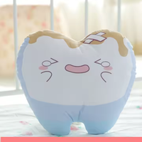 Oreiller en peluche en forme de dents de personnalité créative coussin de clinique dentaire personnalisé pour l'hôpital remplissage en coton PP avec doublure en maille