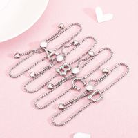 Venta al por mayor de acero inoxidable en forma de bambú letra inicial a prueba de agua no Tanish colgante pulseras de joyería de moda para las mujeres