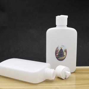 100ML 14 modèles vides bouteille d'huile d'eau bénite en plastique PE pour le baptême et l'<span class=keywords><strong>exorcisme</strong></span> - Product Image 4