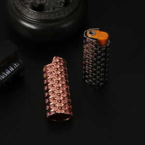 Accendino in Lega di Zinco Erliao, Motivo a Diamante, Porta Accendino in Metallo, Accessori per Fumatori Portatili, Vendita all'Ingrosso - Product Image 4