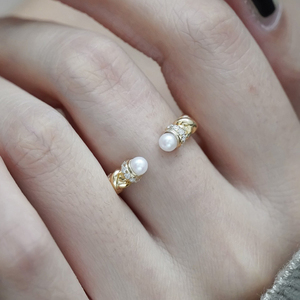 Anillo Abierto de Lujo Aazuo Vintage de Oro Amarillo Sólido de 18k con Diamantes Reales y Perlas Naturales de Akoya Grado AAAA Blancas para Mujer - Product Image 6