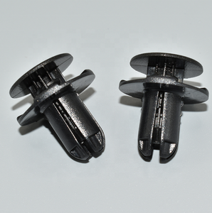Rivets d'expansion de 8 mm pour pare-chocs, protection inférieure du moteur et doublure de garde-boue, clip d'entrée d'air pour Hyundai 86595-2T500 Kia 1420608250B - Product Image 3