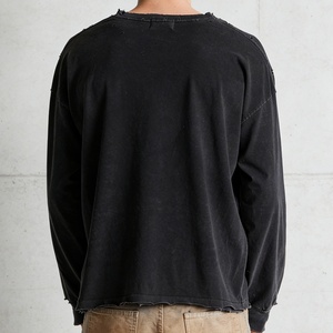 เสื้อยืดโอเวอร์ไซส์แขนยาวผ้าเทอร์รี่หนา 320 กรัม สไตล์สตรีทแวร์ แบบวินเทจฟอกสี  สำหรับผู้ชาย  รับสั่งทำ - Product Image 2