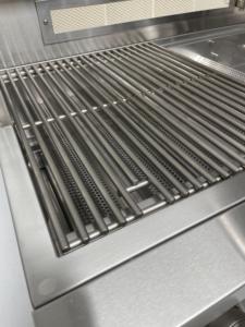 Barbecue à gaz encastrable élégant en métal pour extérieur, idéal pour les grillades domestiques G05 - Product Image 6