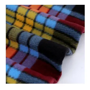 Hot Sell 280g/m² 100% Polyester Doppelseitiger Anti-Pilling-Druck Plaid Polar Fleece Stoff für Pyjamas Decke