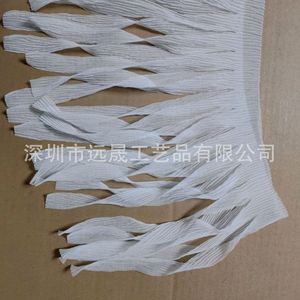 Matériel textile artisanal découpé au laser sur mesure avec franges à pompons Yuansheng - Product Image 2