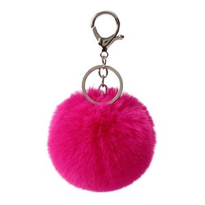Vente en gros <span class=keywords><strong>de</strong></span> porte-clés en fausse fourrure <span class=keywords><strong>de</strong></span> lapin or porte-clés pompons en fausse fourrure <span class=keywords><strong>de</strong></span> lapin porte-clés moelleux - Product Image 6