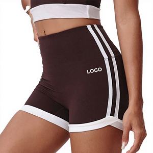 Shorts de yoga fitness pour femmes, taille haute, moulants, effet push-up, contrôle du ventre, respirants, en Spandex/Nylon, avec bande latérale unie - Product Image 4