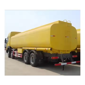 Sinotruck Howo 6x4 Nuevos tanques de aceite 30000L + 150-250HP Diesel Transmisión manual 31-40T Capacidad de carga Camión en venta - Product Image 4