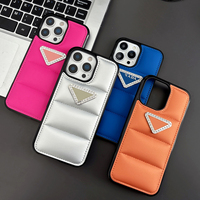 Coque de téléphone 3D Diamond Brand PR Logo Puffer pour iPhone Air 17 16 15 14 13 Pro Max, style doudoune, toucher doux, rembourrée en coton