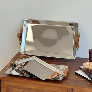 Elegante bandeja de metal inoxidable y ecológica para servir café con forma rectangular decorativa con asas para hoteles - Product Image 1