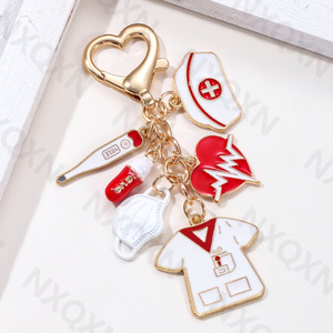 Phim Hoạt Hình Trái Tim Men <span class=keywords><strong>Keychain</strong></span> Handmade Kim Loại Nhiệt Kế Và Viên Nang Y Tá Hat Và Bác Sĩ Key Ring Set Quà Tặng Cho Phụ Nữ Và Nam Giới - Product Image 2