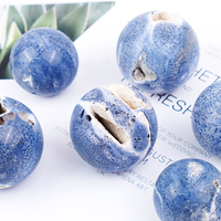 Boule de cristaux de corail bleu de sphère de cristal de pierre gemme naturelle de bonne qualité pour la décoration de Feng Shui