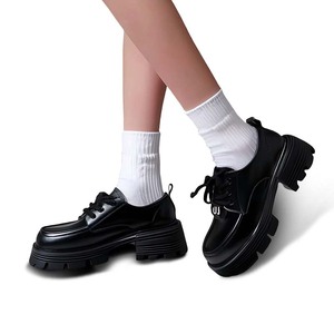 Chaussures de marche pour femmes en cuir de vachette, baskets de sport à lacets, semelle plate surélevée, semelle extérieure en caoutchouc antidérapante, semelle intermédiaire en EVA, talon épais, décontractées - Product Image 1