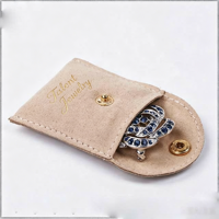 Pochette à bijoux en velours suédé, enveloppe de luxe avec bouton pression, emballage cadeau, sac anti-poussière pour collier, boucles d'oreilles, logo personnalisé