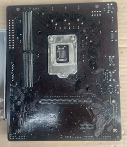 ใช้เมนบอร์ด GIGABYTE <span class=keywords><strong>H510M</strong></span> <span class=keywords><strong>K</strong></span> Gaming สำหรับคอมพิวเตอร์ตั้งโต๊ะ Intel รองรับ CPU เจนเนอเรชั่น 10/11 ใช้ได้กับแรม DDR4 แบบดูอัลแชนแนล SATA - Product Image 3