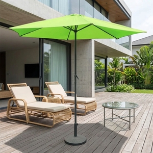 Parasol de marché vert pour mobilier de patio - Product Image 1