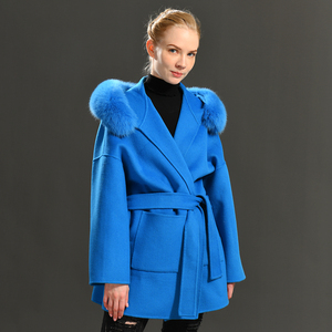 Cappotto in Lana Ecologico di Tendenza per Donna, Lussuoso Cappotto Oversize in Cashmere <span class=keywords><strong>con</strong></span> Collo in Vera <span class=keywords><strong>Pelliccia</strong></span> di Volpe e <span class=keywords><strong>Cappuccio</strong></span> - Product Image 4