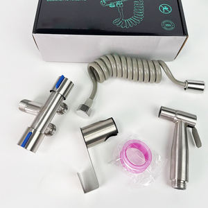 Ensemble de pistolets de pulvérisation SUS304, support de shattaf haute pression, design moderne, pulvérisateur de douche et de toilettes pour salle de bain, vente en gros à bas <span class=keywords><strong>prix</strong></span> - Product Image 2