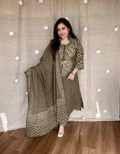 Ensemble de costume imprimé Bandhani en coton avec dupatta et pantalon, style indien, Anarkali Salwaar Kameez pour femmes, ensemble de costume Kurti pour mariage, fête festive - Product Image 2