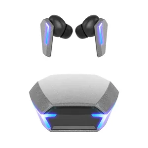 OEM ODM หูฟังเกมไร้สายชนิดใส่ในหู 3D เคลือบสเตอริโอหูฟังกีฬาชุดหูฟังกันน้ํา Latency ต่ํา 5.2 หูฟัง TWS