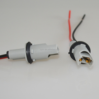 Pièces de véhicule, systèmes d'éclairage automobile, autres accessoires d'éclairage automobile, adaptateur de douille d'ampoule LED T10 pour lampe intérieure de voiture