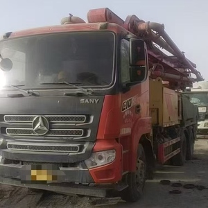 Camion pompe à béton de 43 mètres fabriqué par SANY, produit en novembre 2020, avec cabine rouge d'origine, prix de 618 000 RMB. - Product Image 3