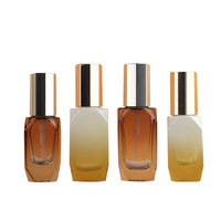 Vente directe usine – Flacon pulvérisateur carré en verre rechargeable 30ml/50ml avec pompe à pression pour diffuseur de parfum, lotion, fond de teint – Sérigraphie