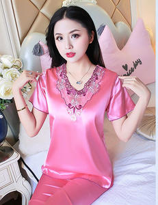 <span class=keywords><strong>Pigiama</strong></span> <span class=keywords><strong>estivo</strong></span> da donna a maniche corte Set da due pezzi <span class=keywords><strong>pigiama</strong></span> da notte in morbida seta di ghiaccio con ricamo floreale da donna - Product Image 5