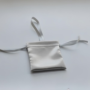 Manufacturer's Recyclable Silk <b>Drawstring</b> <b>Bags</b>-Screen Printed Wedding Candy & Souvenir Gift <b>Bags</b> Wine Red Hand-Held Small Cloth - Product Image 2