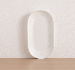 Nouvel ensemble de vaisselle en porcelaine fine gaufrée, assiettes, bols et tasses à relief côtelé blancs, pour cuisine moderne, hôtels et restaurants, vente en gros - Product Image 4