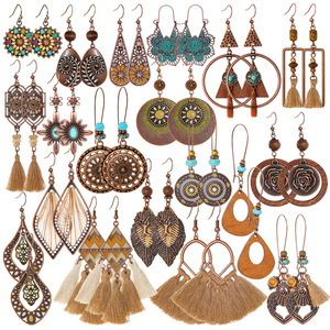 Boucles d'oreilles pendantes bohèmes en alliage plaqué bronze antique avec pompon, bijoux de mode pour femme pour les soirées - Product Image 5