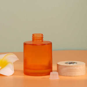 50ml 150ml nhà khách sạn xe trang trí thủy tinh rỗng hương liệu quả tròn hương thơm sậy khuếch tán chai với Nắp bằng gỗ - Product Image 4