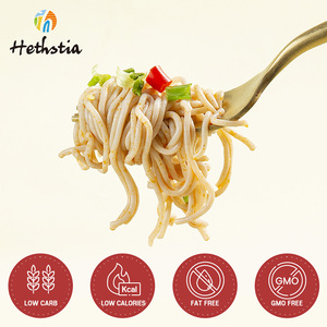 Pacchetto OEM 70g <span class=keywords><strong>di</strong></span> tazza <span class=keywords><strong>di</strong></span> <span class=keywords><strong>spaghetti</strong></span> istantanei sani al sapore <span class=keywords><strong>di</strong></span> pomodoro Halal Ramen - Product Image 3
