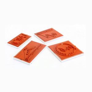 Etiquetas Personalizadas con Logotipo en Relieve 3D, Parche de Goma para Coser en Ropa, Etiqueta de Silicona de PVC Suave para Decoración de Ropa, Zapatos y Bolsos - Product Image 6