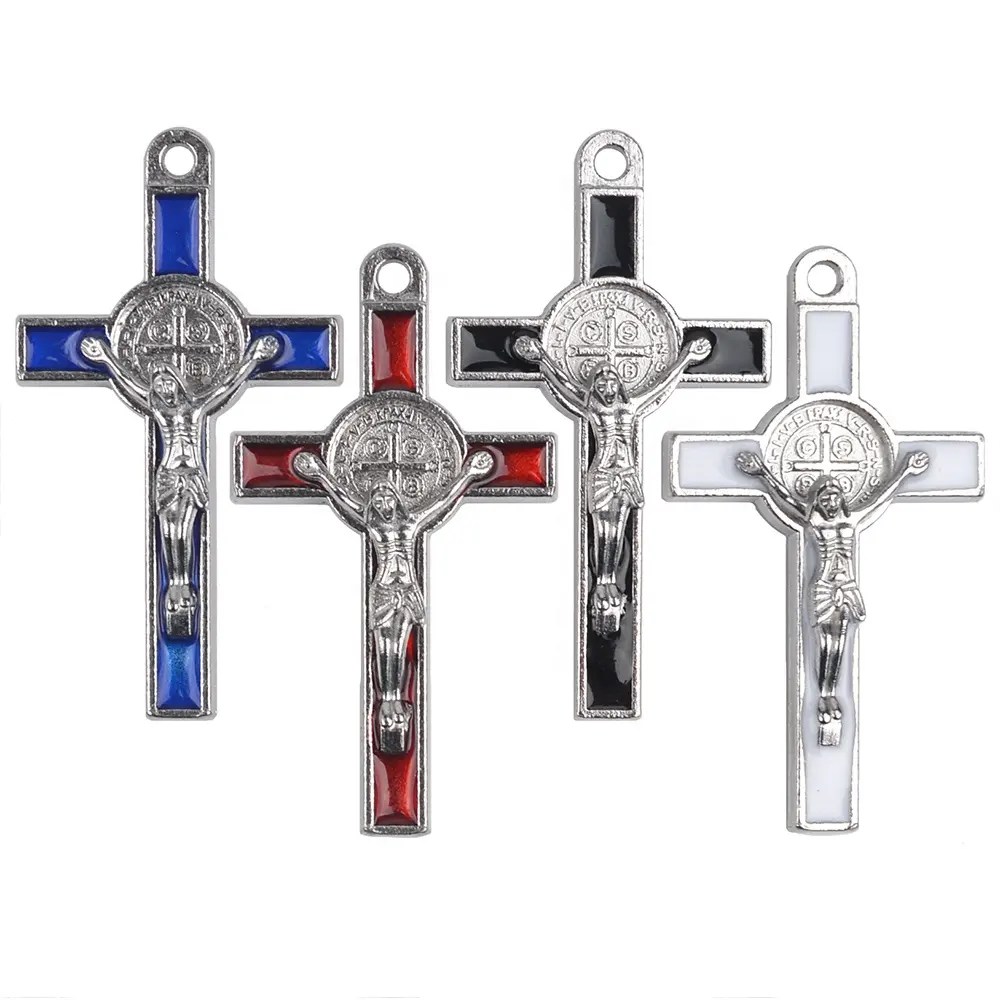 Pendentif en forme de croix, inspiration catholique du zodiaque, existe en noir, rouge et bleu, taille moyenne, 45mm