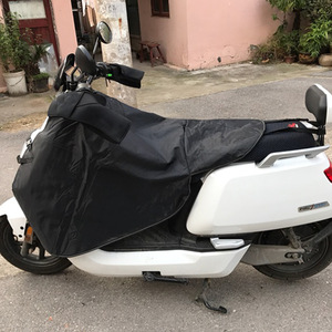 Scooter <b>Windshield</b> <b>Cover</b> Black Universal Fit For Motorcycles And Electric Bikes Protection Against Wind Rain Dust - Product Image 4