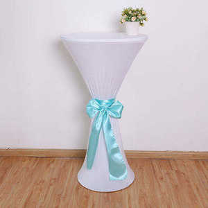 Juego de manteles redondos reutilizables decorados con LICRA para bodas, cenas y banquetes al aire libre - Product Image 1