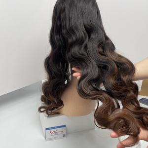 Vente en gros Extension de perruque en cheveux humains de qualité supérieure Style bouclé Aspect et sensation naturels Durable Prêt à expédier depuis le Vietnam - Product Image 6