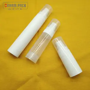 Fabrieksleverancier 15Ml 30Ml 50Ml Kosmetische Verpakkingsvacuümpompfles Met Volledige Dop Voor Huidverzorging