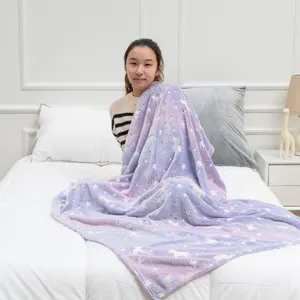 Unicorn degrade gökkuşağı tek seks güzel Glow karanlık aydınlık Unicorn battaniye dokuma % 100% Polyester çocuk erkek iş hediyeler