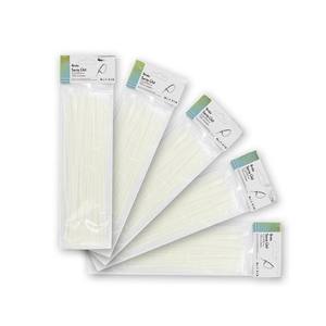 Sac de 100 attaches blanches 2,5x200mm, 100% polyamide 66, résistantes et durables, idéales pour attacher, organiser et sécuriser - Product Image 1