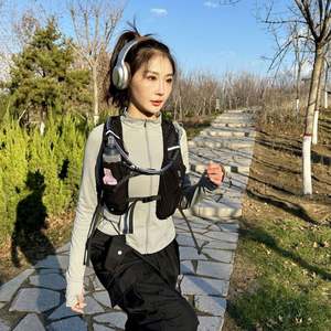 Mochila Deportiva Transpirable Personalizada para Exteriores, Ligera, para Maratón, con Bolsa de Agua, Chaleco Deportivo Impermeable para Senderismo - Product Image 3