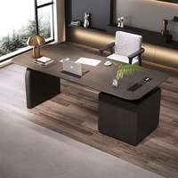 Bureau d'ordinateur moderne haut de gamme en bois massif de style italien minimaliste de luxe pour l'appartement de bureau