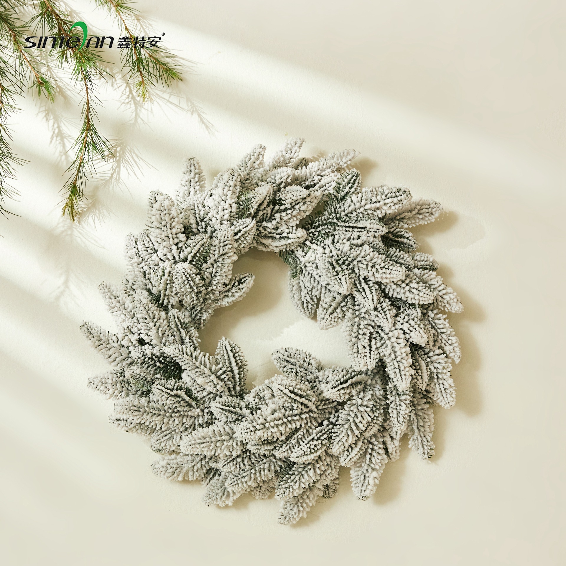 40CM snow wreath