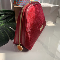Pochette de Maquillage Portable en Velours Doux au Toucher Soie, Sac Organisateur Cosmétique avec Poignée Souple, Personnalisation Logo et Couleur, Fermeture Ouverte, Résistant à l'Eau