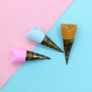 Decorazione a cono gelato Cabochon Base artigianato abbellimenti alimentari in miniatura casa delle bambole Icecream cono in resina modello 3D - Product Image 4