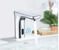 Robinet de lavabo automatique sans contact en laiton chromé avec capteur infrarouge pour toilettes commerciales