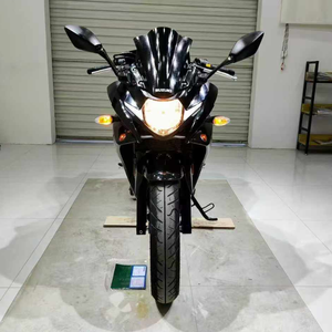 <span class=keywords><strong>Suzuki</strong></span> GSX250R. Motore a Cilindri Paralleli da 250cc Raffreddato ad Acqua con EFI, Freni a Disco Anteriori e Posteriori con ABS, Stile Sportivo - Product Image 4